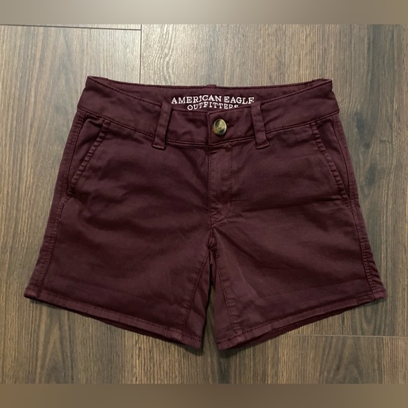 American Eagle Burgundy Midi Shorts 0 - Picture 1 of 8